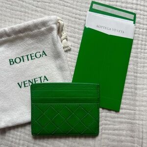 Bottega Veneta Intrecciato Woven Leather Card Case in Parakeet